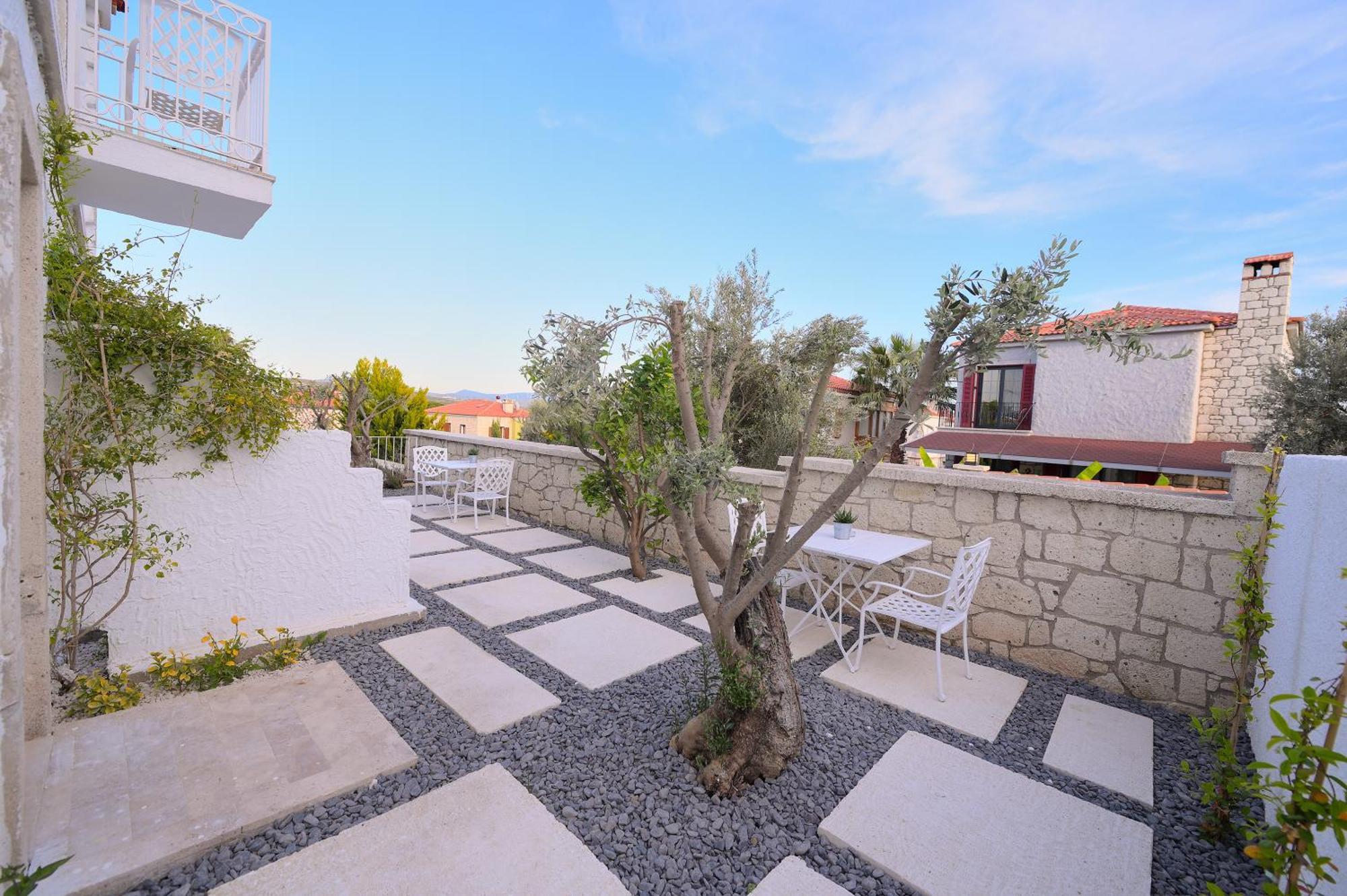 Peremere Alacati Otel Exterior photo